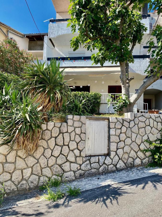 Modern Couples Coastal Getaway Mm Apartment Crikvenica Exterior photo